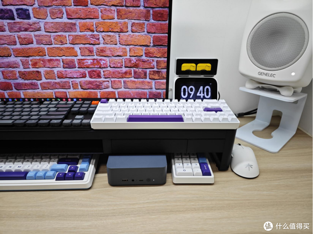 空间节省大师，桌面清爽的奥秘，零刻EQi12迷你电脑使用体验