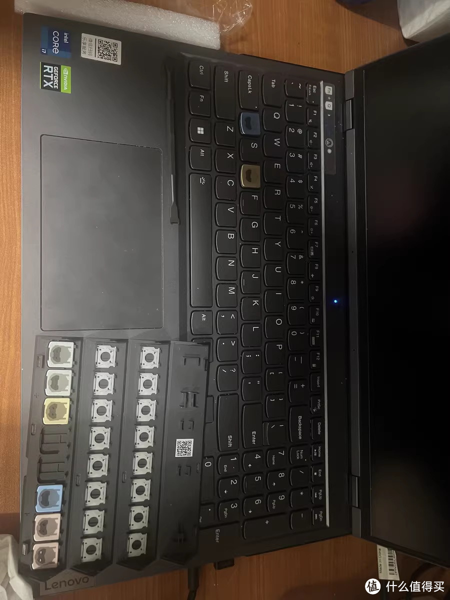 拯救者咕咕侠多彩金属键帽